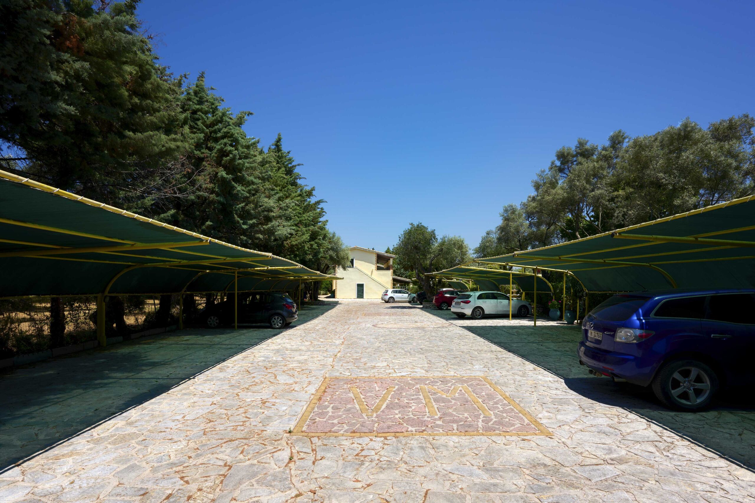 Tiara Holidays - Villaggio Maistro - parking